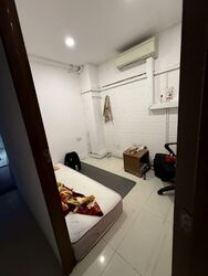 Upper Serangoon Road (D19), Shop House #593654441